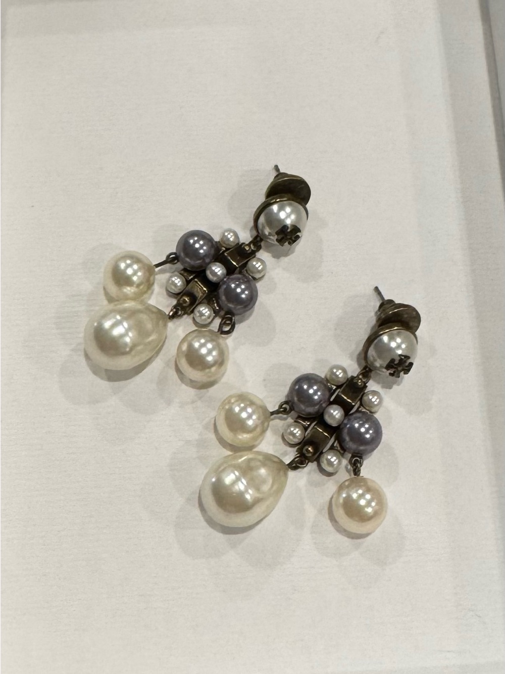 Tory Burch Pearl Cluster Dangle Earrings in Cream and Gray